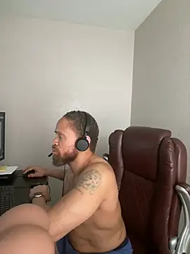 Fathero1time webkamerás műsora