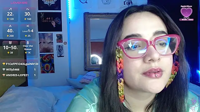 Nova-Satela Chat XXX live