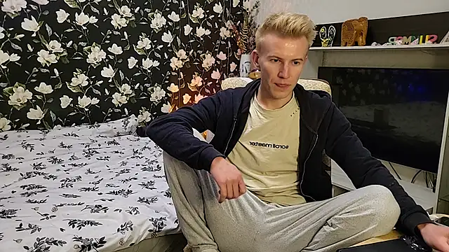 Онлайн чат XXX Vuitton