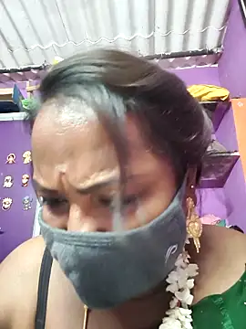 Tamil_Hot_Priya: онлайн-секс-чат