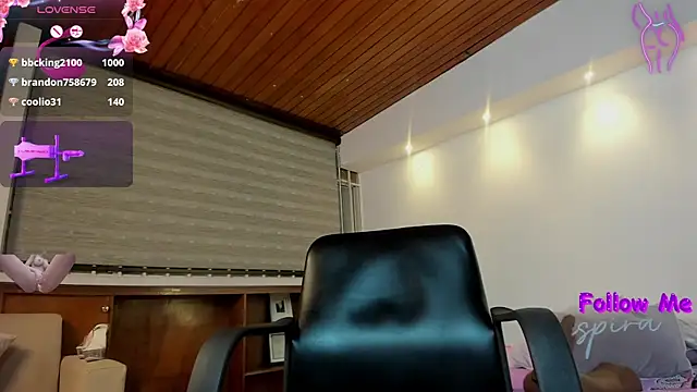 แชท XXX สดของ victoria_mooree