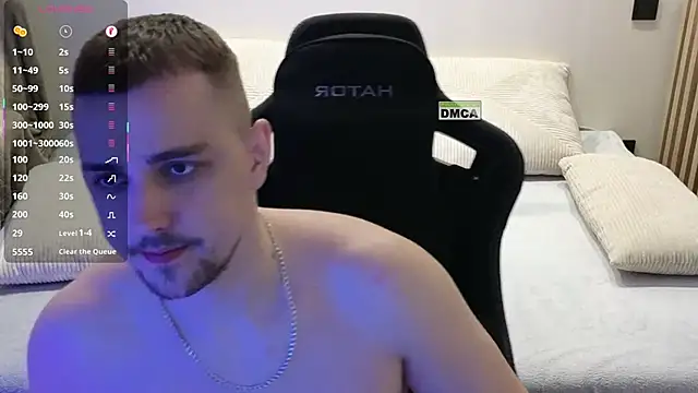 Larstar01 élő XXX-chatje