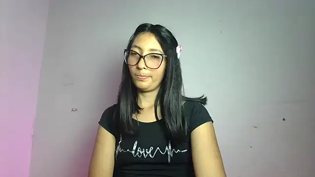 rousse_30's Live XXX Chat