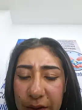 Chat XXX ao vivo de CAROLINE__07