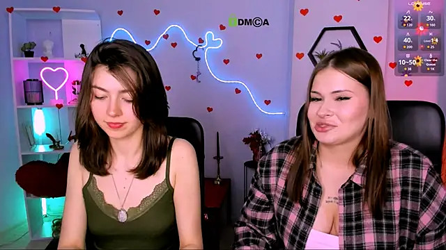 kitniss_dreamy: διαδικτυακό σόου στην κάμερα