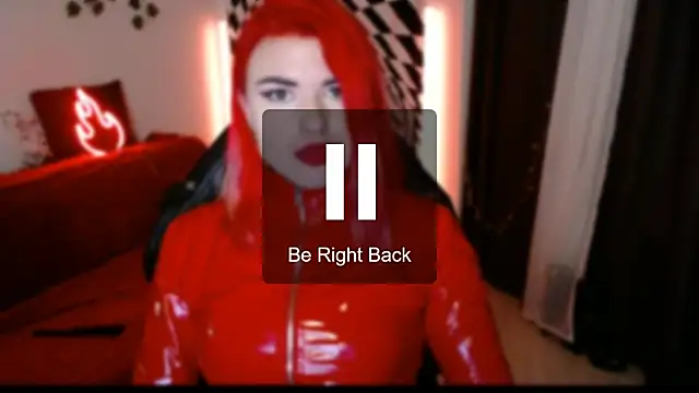 Ariana_Saint Live XXX-Chat