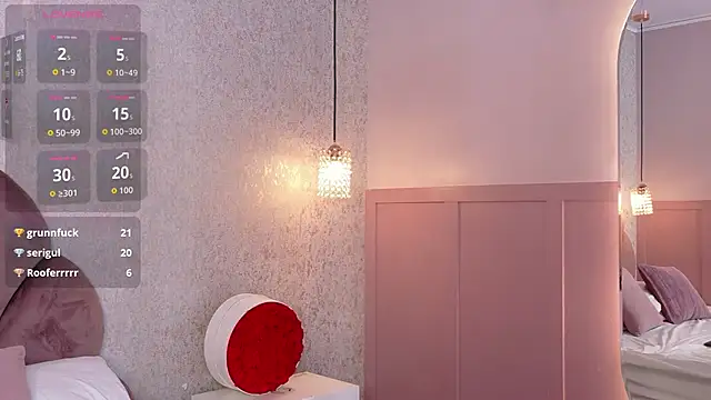 Kendal-Ross' Live XXX Chat