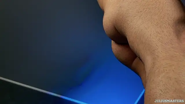 CLOUDYJULIUS 라이브 XXX 채팅