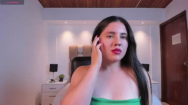 Czat XXX na żywo – Alicee_Broownn