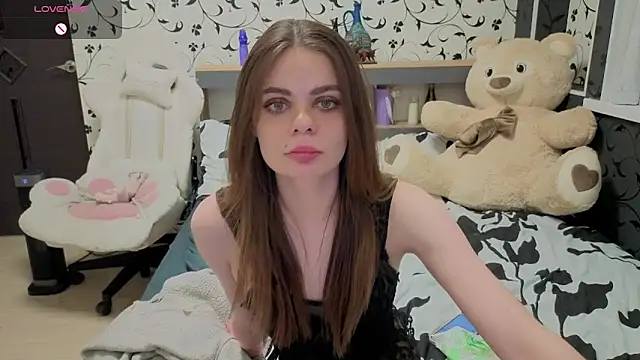 xAlisontiny Adlı Modelin Canlı XXX Sohbeti