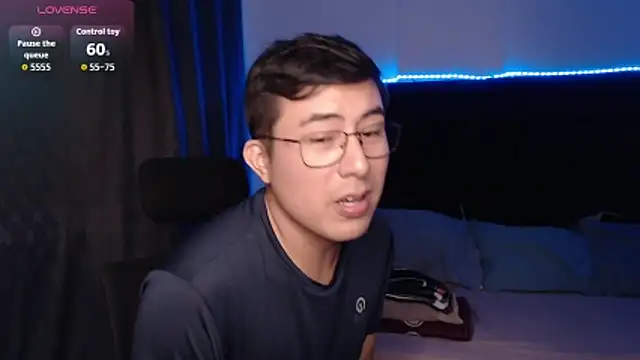 andrewmhilton_ Show Webcam