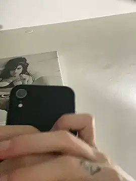 LaMaterialista Adlı Modelin Web Kamerası Şovu