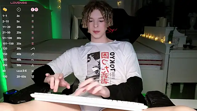 Kudi_Minnt Webcamshow