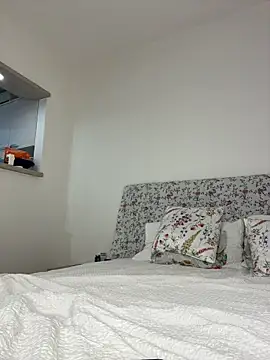 IrisBlues Chat XXX live