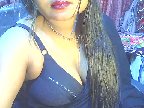 Nusrat_Faria Chat XXX in diretta