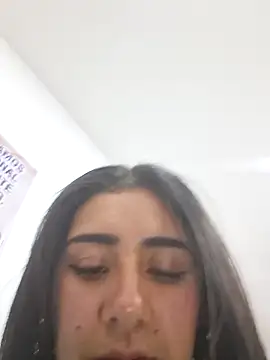 Chat XXX ao vivo de CAROLINE__07