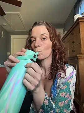 NataLee_vault Show in webcam