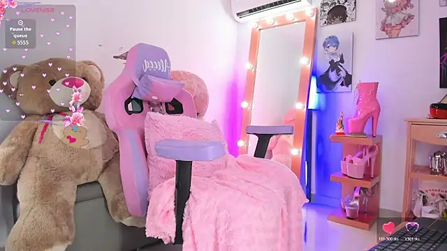 alessandrathedoll's Webcam Show