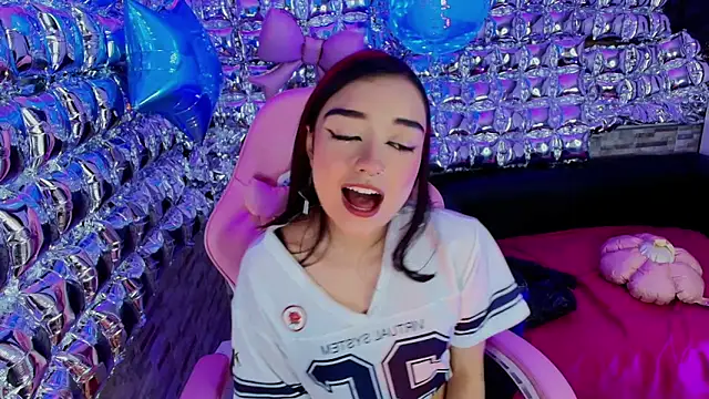 lala_cherry Obrolan Langsung XXX