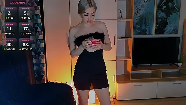 MilanaOmg: онлайн-секс-чат