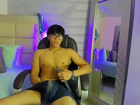 Вебкам-шоу mathias_oberlin