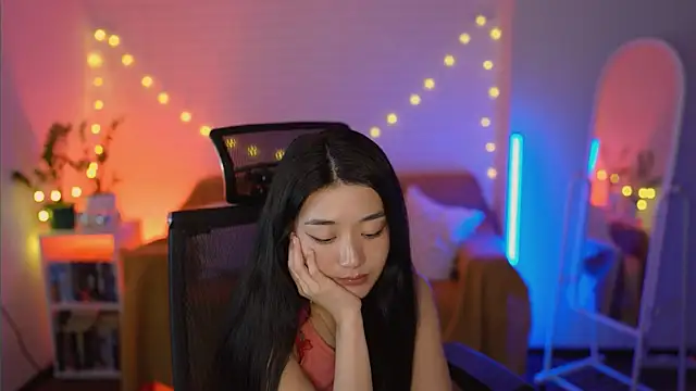 HannaRosie_ Chat XXX in diretta