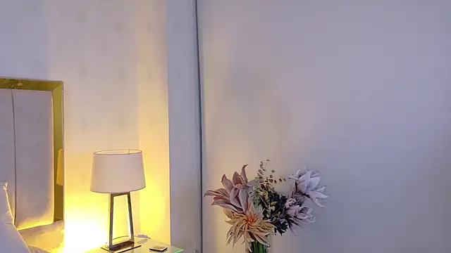 Chat +18 de Lexxi_gb ao vivo