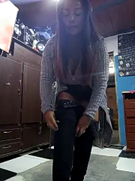 Chat +18 de misshot_02 ao vivo