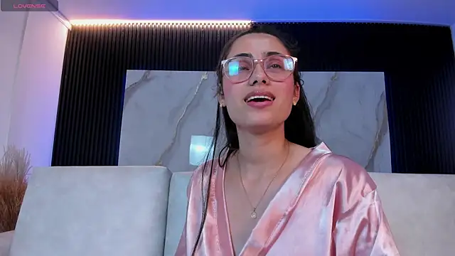 sofiapalacioss' Live XXX Chat