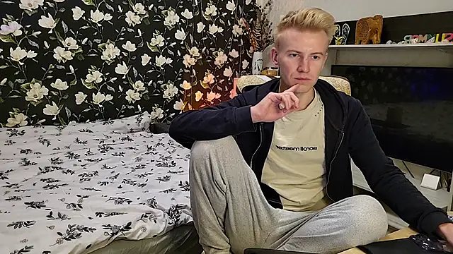 Vuitton: онлайн-секс-чат