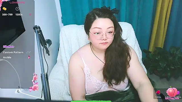 Chat XXX en directo de AngelwithEcup