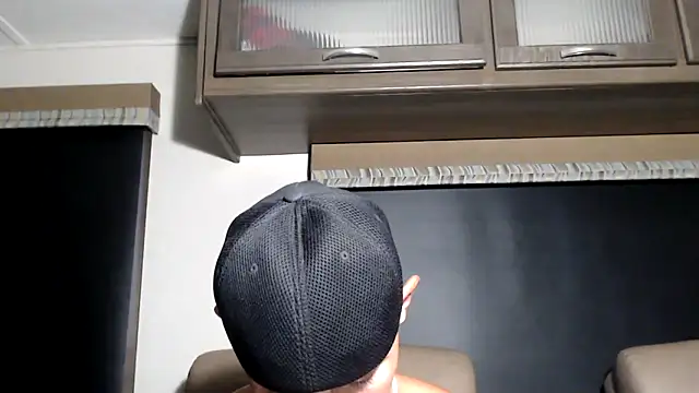 ThickD2C: онлайн-секс-чат