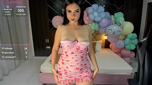 دردشة Lolly_18 الجنسية المباشرة