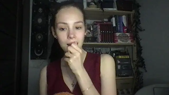 دردشة Yuna5343 الجنسية المباشرة