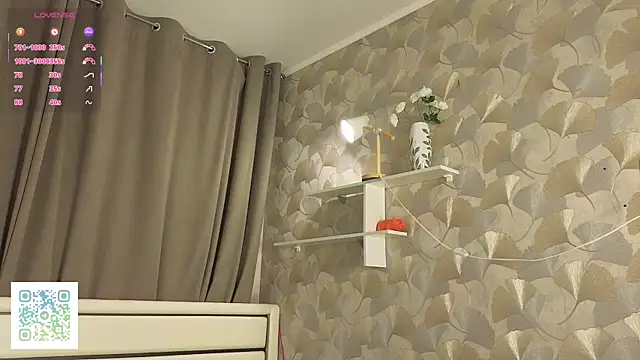 دردشة DaynaMacha الجنسية المباشرة