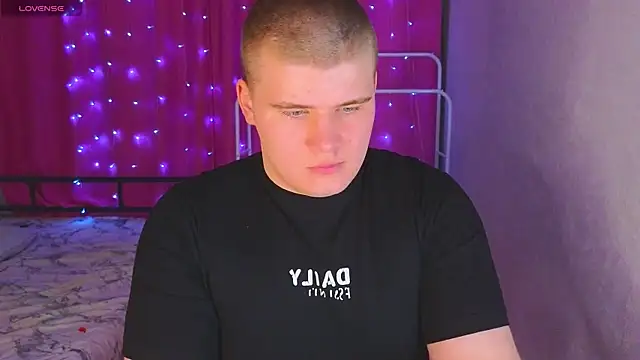 Pokazy przed kamerką – kittenmurr