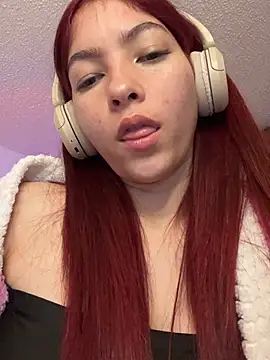 SarahLee__ live XXX chat