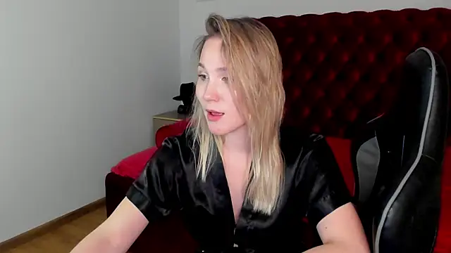 Chat XXX ao vivo de ElaraVoltage