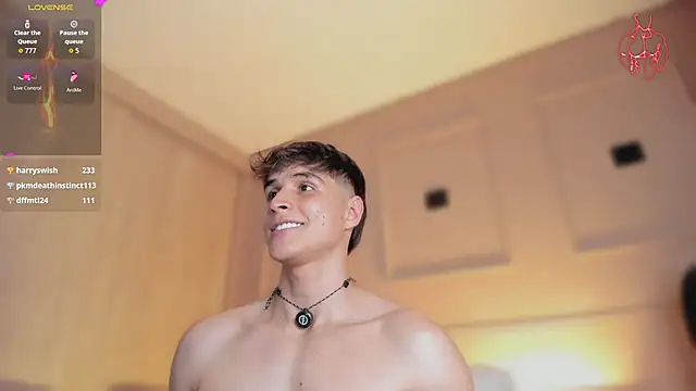 แชท XXX สดของ thomklein