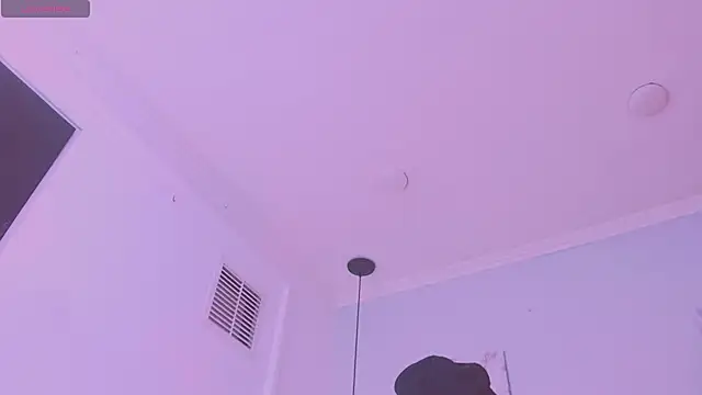 แชท XXX สดของ Santiago_Ortiz_