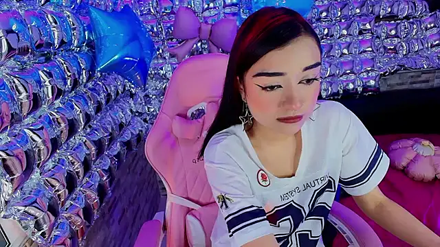 lala_cherry লাইভ XXX চ্যাট