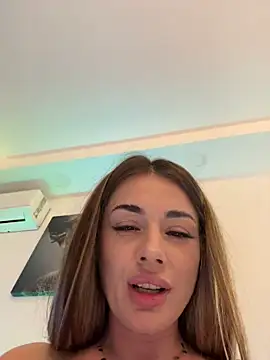 XXX chat uživo modela IsabellaEtthan