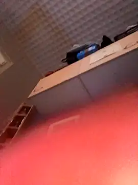 hotguy71000 网络视讯表演