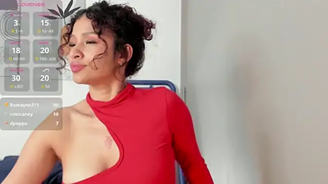 SeleneClark: онлайн-секс-чат