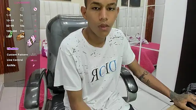 Czat XXX na żywo – Rory_castro