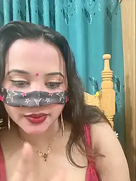 Beauty_Queen_Soniya Adlı Modelin Canlı XXX Sohbeti