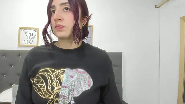 EsmeraldaNaim Live XXX-chat