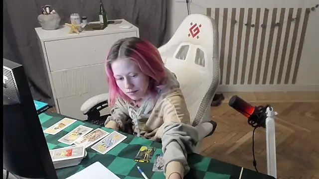 Silly__Milly – Naživo XXX chat