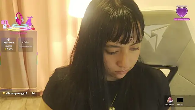 EmmitaGarcia Live XXX Chat