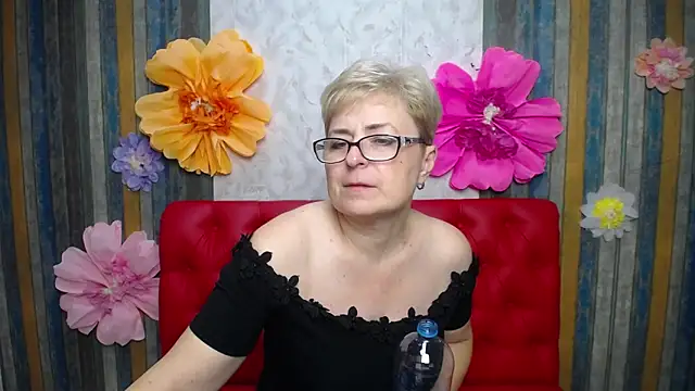 Chatroom XXX en direct de EmiliaGree